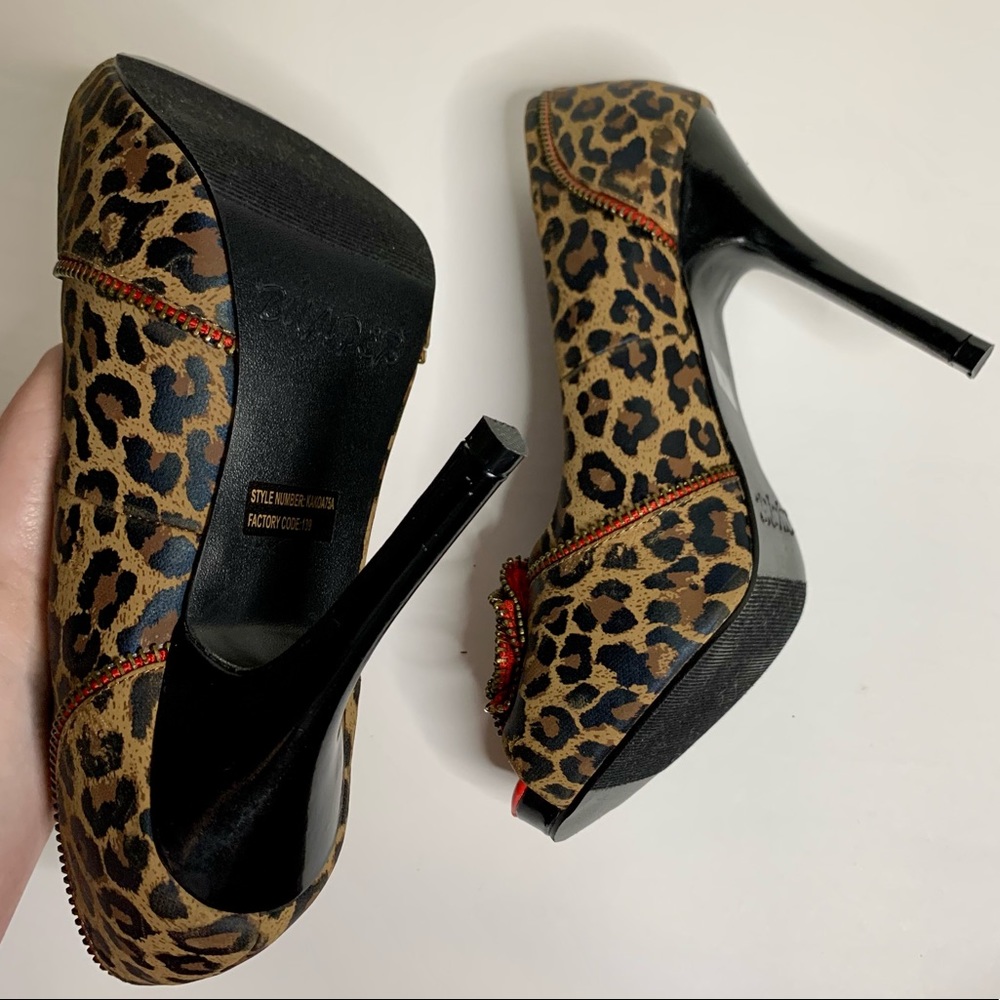 Leopard Print Heels 👠🐆 - Picture 5 of 5